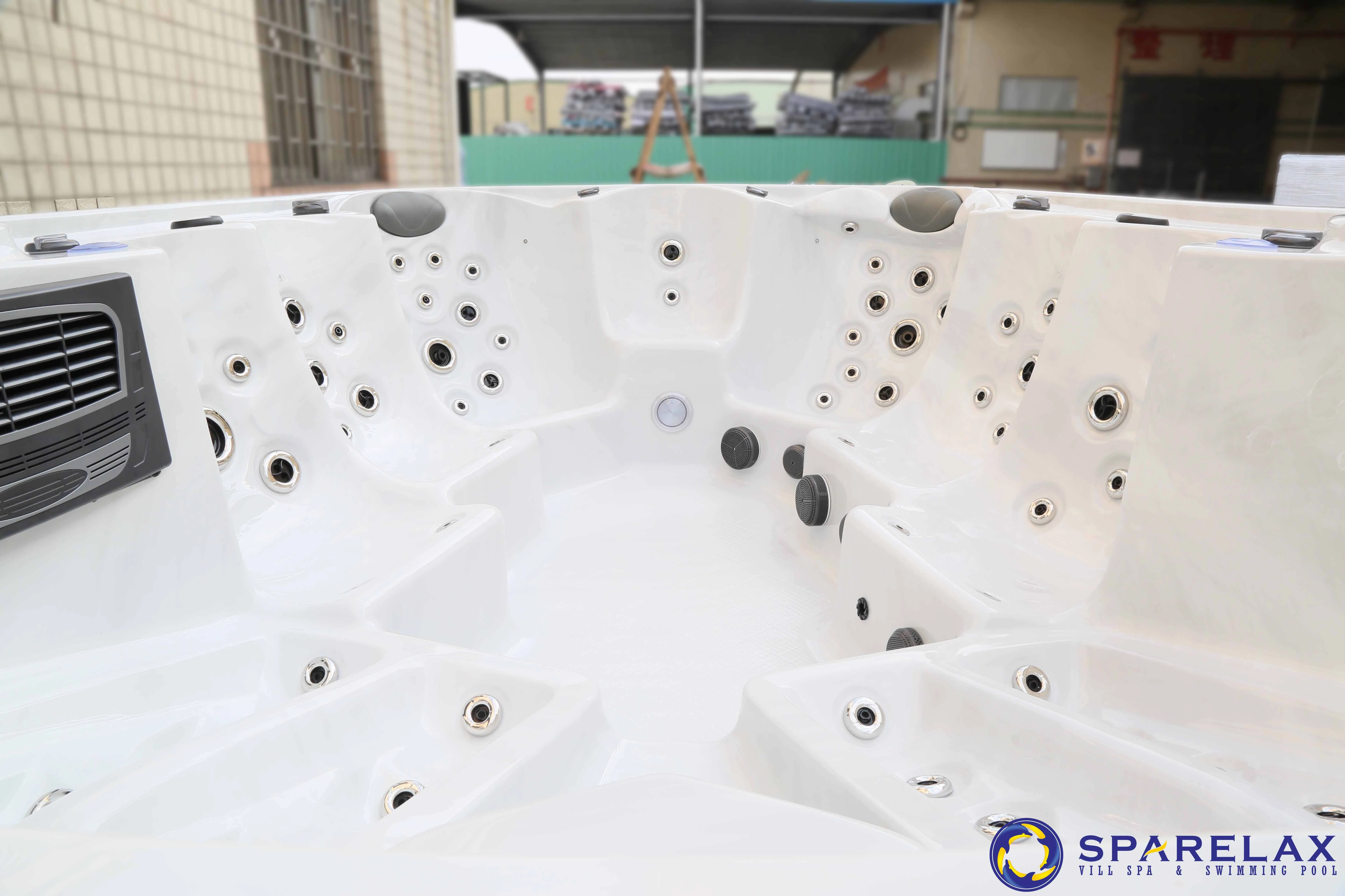 9 Adult jacuzzi details-8