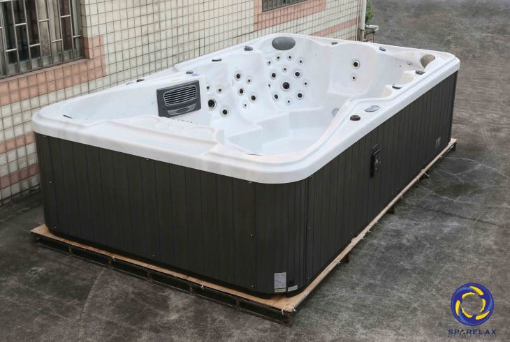 9 Person Acrylic Spa